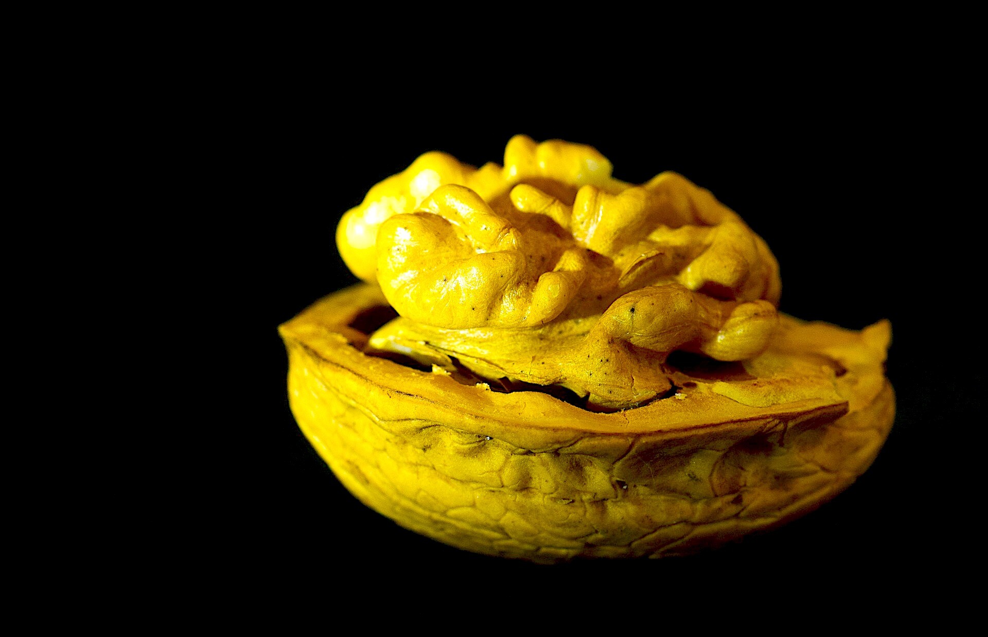 Walnut Allergy Test Why Is It Done and What the Results Mean StoryMD