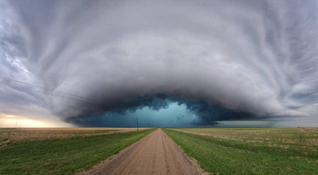 Supercell Thunderstorm Tornado Thunderstorms 101: Derechoes,